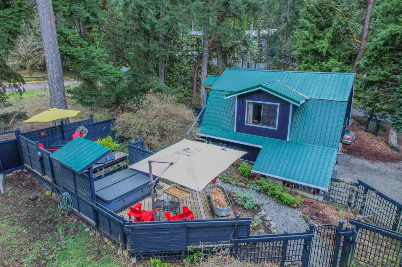 Salt Spring Carriage House B&B Ganges Exterior foto